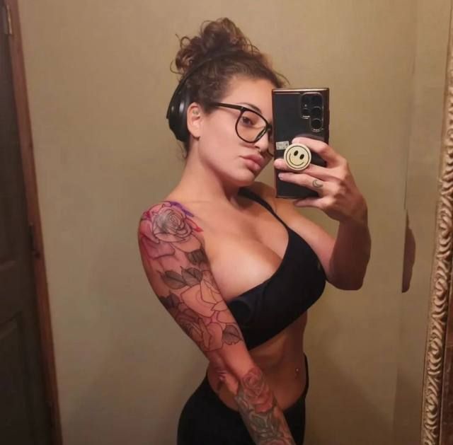 I’m separated looking for a friend with benefits - Image 2